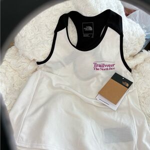 The North Face Women's White and Black Trailwear Top